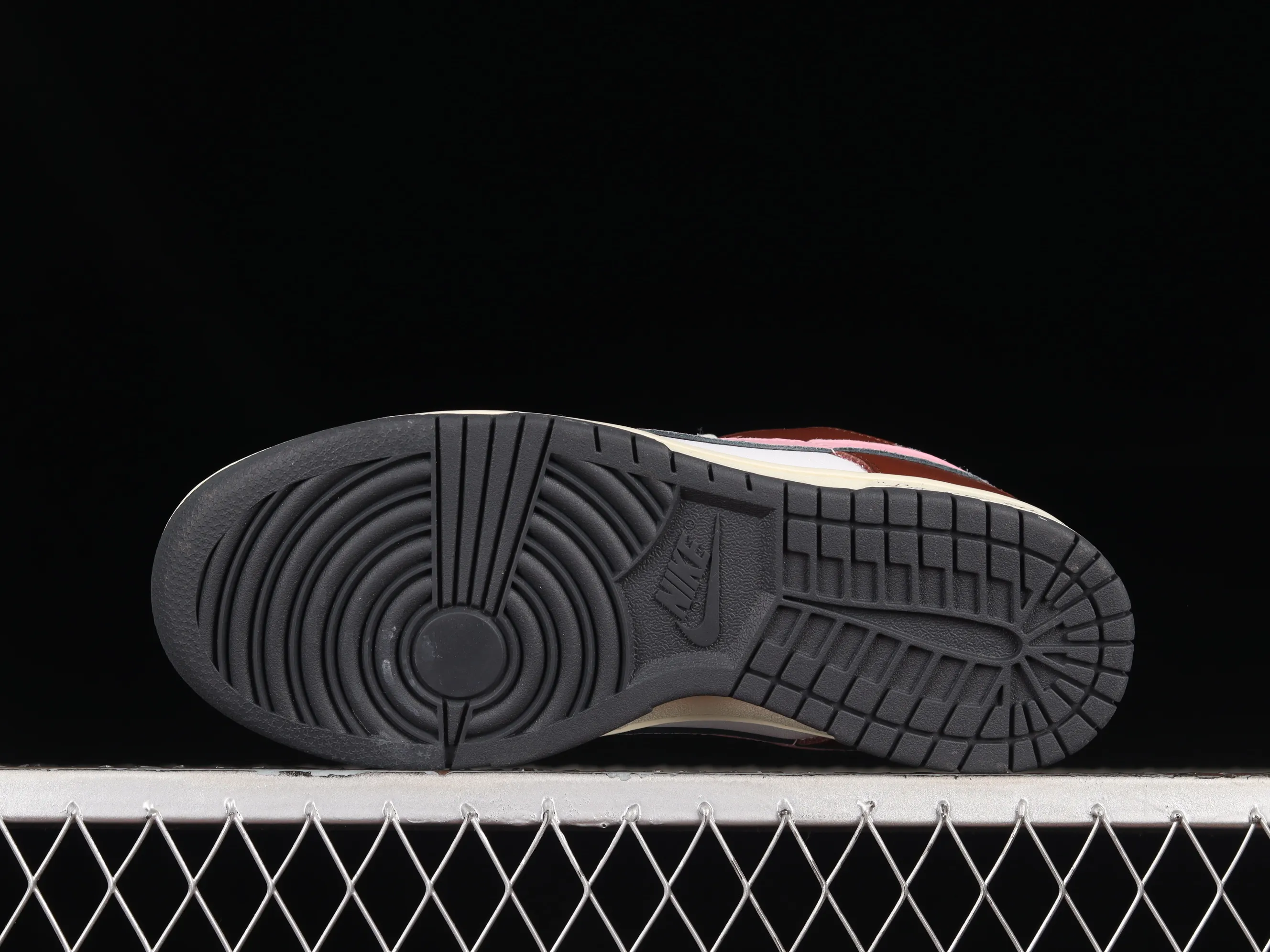 All categories Nk SB Dunk series Nk SB Dunk Low low-top sneakers Nk Dunk Low Valentine's Day limited SB low-top sports and leisure sneakers DD1503-117